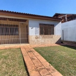 casa de 160m² com 3 dormitórios e 3 vagas no bairro Ipanema