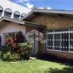 Casa de 273 m2 com 05 dormitórios no bairro Tristeza