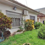 Casa em excelente localização em frente ao bourbon Ipiranga.