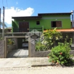 Casa com 4 dormitórios/ quartos no Gurujá