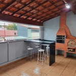 Casa com Suíte e Terraço Gourmet em Interlagos, Próxima à Estação Autódromo