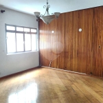 Apartamento de 2 Dormitórios amplos no Bosque da Saúde