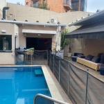 Sobrado de Alto Padrão com Piscina na Mooca á venda