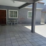 Casa com 2 Quartos e 2 banheiros à Venda, 95 m² por R$ 690.000