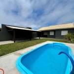 Casa com piscina em Nova Tramandaí