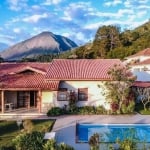 Casa para Venda em Teresópolis, Tijuca, 4 dormitórios, 4 suítes, 2 banheiros, 2 vagas