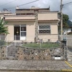 Casa para Venda em Teresópolis, Alto, 5 dormitórios, 2 suítes, 4 banheiros, 7 vagas