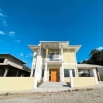 Casa para Venda em Teresópolis, Albuquerque, 4 dormitórios, 1 suíte, 3 banheiros, 4 vagas