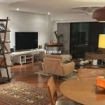 APARTAMENTO MOBILIADO - 4 QUARTOS - 240m²