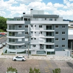 Apartamento de 03 Dormitórios com Terraço no Centro de Flores da Cunha