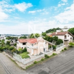 Casa com 4 dormitórios no Bairro São José em Flores da Cunha