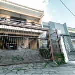 Casa para venda  no Bairro Passo da Areia em Porto Alegre