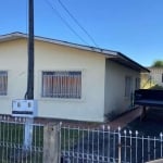 Casa para Venda em Guarapuava, Centro, 3 dormitórios, 1 banheiro, 4 vagas