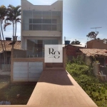 Casa pé na água beira da represa toda reformada e com pier e garagem para barco