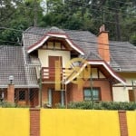 Casa com 5 dormitórios à venda, 300 m² - Capivari - Campos do Jordão/SP