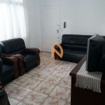 Apartamento à venda com 61 m², localizado na Avenida Moema, andar baixo.