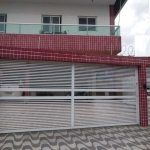 Casa Térrea em Condominio 2 dormitórios, 1 vaga de garagem, quintal independente nos fundos, no bairro TUPIRY em Praia Grande - SP.