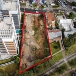 Terreno em localização privilegiada no Cabral