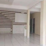 Loja para alugar, 110 m² - Sítio Cercado - Experimente o Atendimento Boutique!