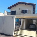 Casa à venda, 3 dormitórios uma suíte, 250 m², no Jardim das Indústrias!