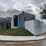 Casa à venda com 3 dormitórios, 167 m² - Condomínio Terras do Vale - Caçapava/SP