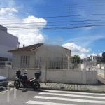 Casa com 3 quartos à venda na Rua Professor João José Cabral, 290, Balneário, Florianópolis