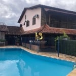 Casa com 5 quartos à venda na Aluísio Neiva, 275, Centro, São Gonçalo