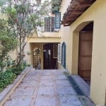 Casa tipo para venda com 5 quartos, sendo 3 suítes, 306m²