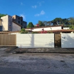 Casa em condomínio Colina da Fonte com 4 quartos e 2 suítes com piscina privativa e 3 vagas para venda  em Itapuã