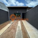 Casa à venda na Vila Caputera, Mogi das Cruzes-SP! 2 quartos, 1 suíte, 2 salas, 3 banheiros, 2 vagas de garagem. 63m². Venha conferir!