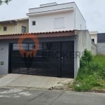 Casa à venda em Mogi das Cruzes-SP, bairro Villa Di Cesar: 3 quartos, 1 suíte, 2 salas, 3 banheiros, 2 vagas, 134m².