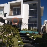 Casa de luxo no Condominio Arua Brisas, 3 suítes, 2 salas, Piscina, Suites Masyter com Hidro, 4 vagas na cidade de Mogi das Cruzes, bairro Aruã.