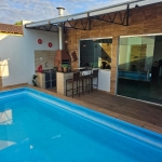 LINDA CASA COM PISCINA E CHURRASQUEIRA