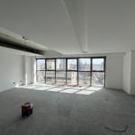 Sala Comercial no Seventh Avenue, com banheiro e vaga de garagem no Rebouças