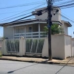 Sobrado com 3 dormitórios à venda, 293 m² por R$ 900.000,00 - Jardim Pacaembu - Jundiaí/SP