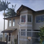 Casa com 4 quartos para alugar na Luiz Carlos Theodorico Gomes, 185, Itacorubi, Florianópolis