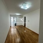 Vendo ou alugo, apartamento Itaim Bibi com 2 dormitórios, 1 vaga e varanda