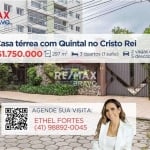 Casa térrea com quintal  no Cristo Rei com 297 m2, 3 quartos