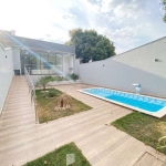 Casa com 3 Quartos e 4 banheiros à Venda, 337 m² - c/ piscina - Senador Canedo