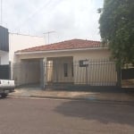 Casa de três quartos com suíte para venda no Bairro Moimaz em Birigui