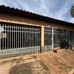 casa a venda no bairro Pedro Marin Berbel com terreno de 250m² e 176m² de construção.