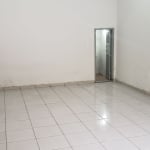 Loja para venda possui 45m² - Centro - Mesquita - RJ