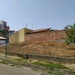 Terreno de esquina à venda no Jardim Bandeirantes (zona Sul de SJC)