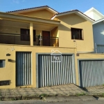 Casa com 3 dormitórios à venda, 200 m² por R$ 950.000,00 - Primavera - Pouso Alegre/MG