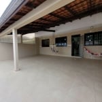 Excelente residencia com ótima localização de fácil acesso ao centro