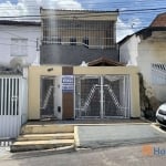 Casa à venda com 02 pavimentos, Próx. à Igreja dos Capuchinhos.  Bairro Novo Paraíso. Aracaju.