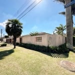 Casa Residencial com 3 quartos  à venda, 202.00 m2 por R$1380000.00  - Capao Raso - Curitiba/PR