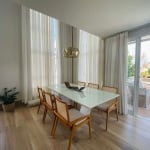 Casa de Condomínio com 3 quartos  à venda, 231.00 m2 por R$1879000.00  - Uberaba - Curitiba/PR