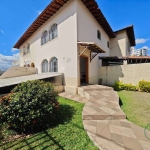 Casa Geminada à Venda em Itapoã, Belo Horizonte - MG