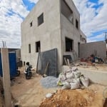 Casa Geminada à Venda em Copacabana, Belo Horizonte - MG